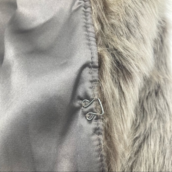 WD.NY Small faux fur vest - Picture 4 of 6